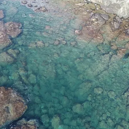 In Con Piscina E Baia Privata 公寓 *